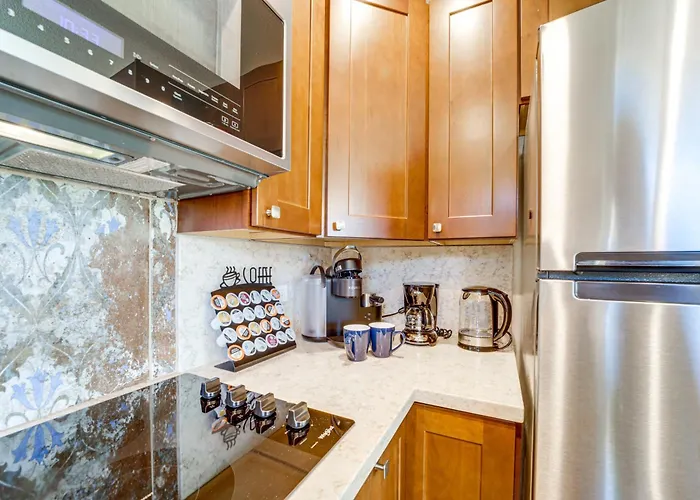 Holiday home Walk To Trails! Casita W/ Fire Pit & Views