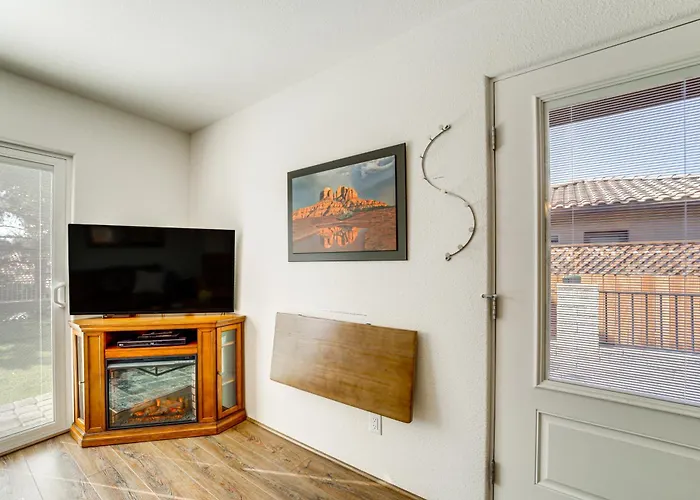 Holiday home Walk To Trails! Casita W/ Fire Pit & Views *